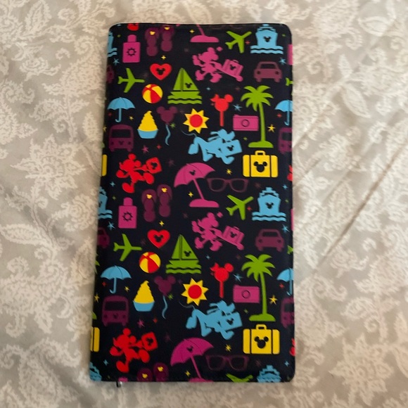 Disney Mickey Mouse Jewelry Organizer - Picture 2 of 11